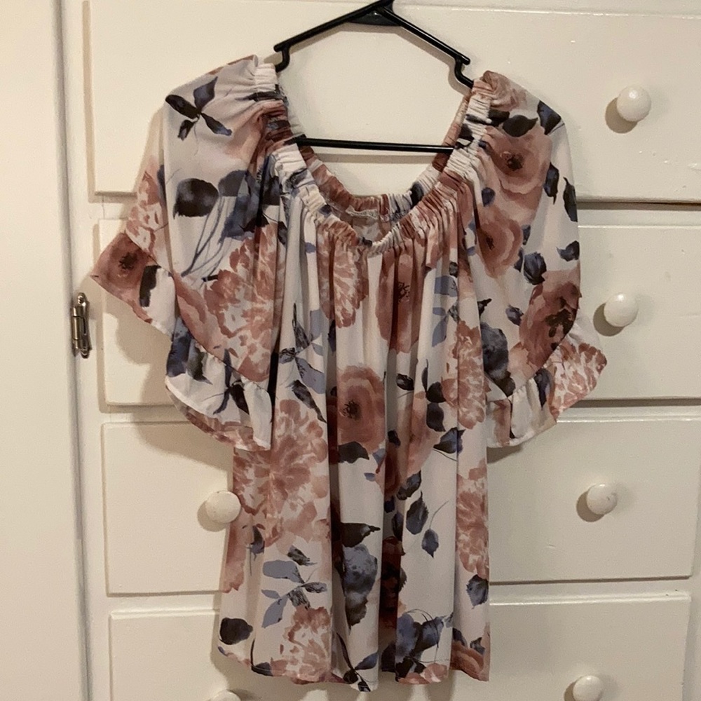 Floral Off the shoulder top